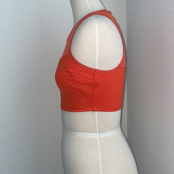 2B BEBE orange animal embossed sweetheart neck mesh crop top with keyhole in XS - Picture 5 of 11